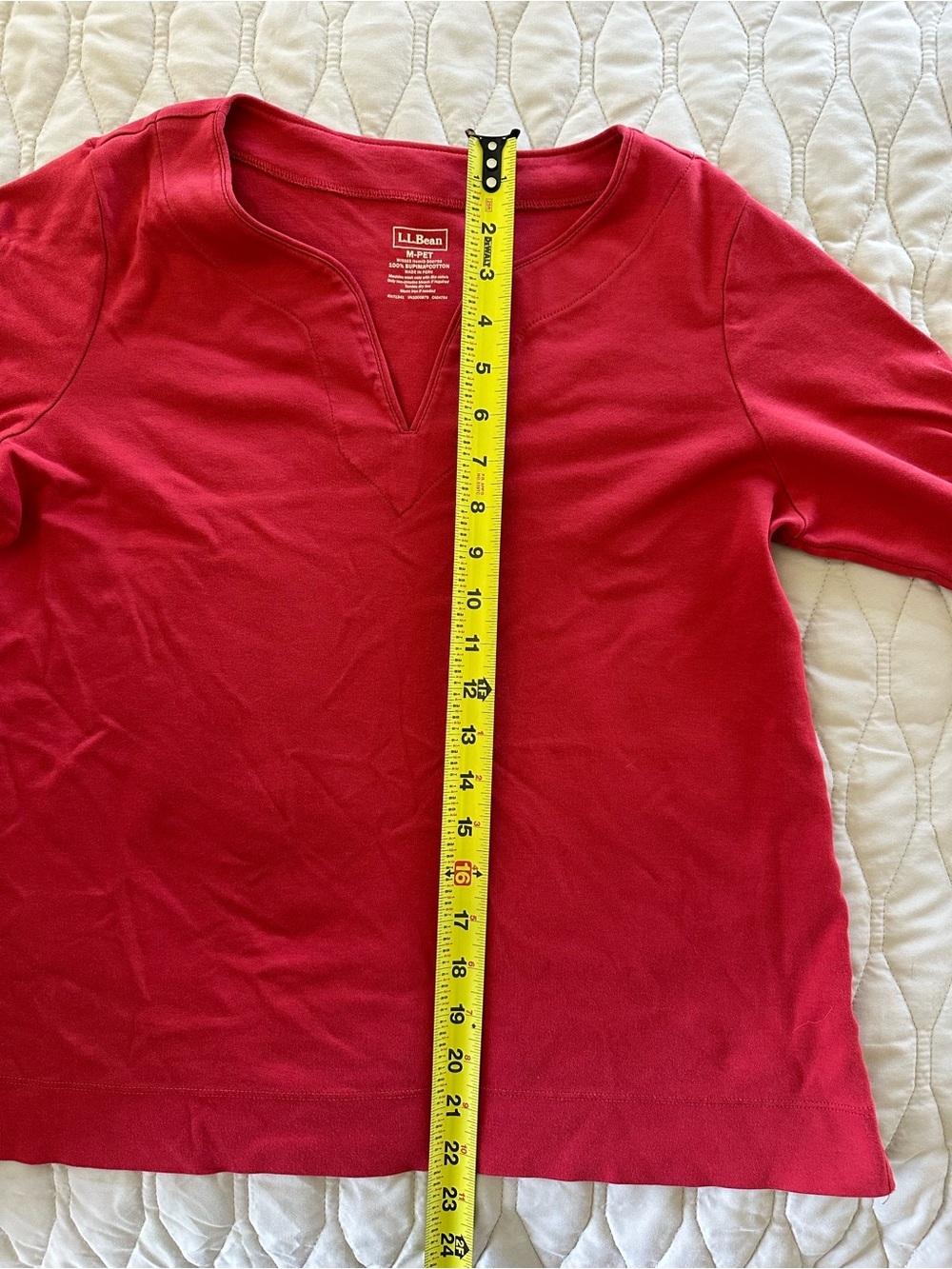 L.L. Bean Women’s Red Cotton V-Neck 3/4 Sleeve Top M Petite Casual Athliesure - Picture 4 of 6